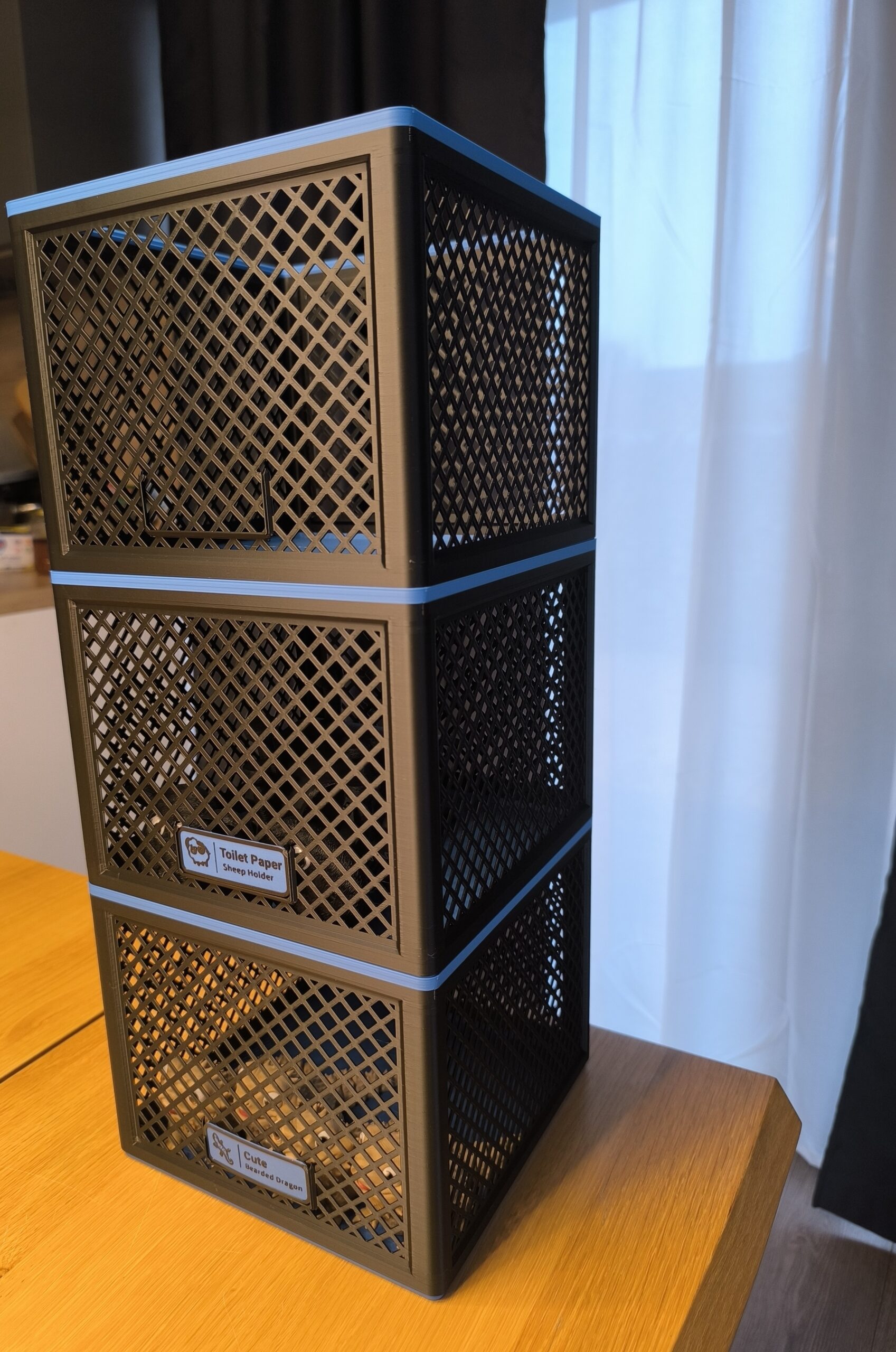 Голяма кутия за съхранение X-Large (Stackable Storage Basket) - черно и синьо
