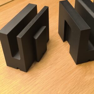 Стойка за телефони за сервиз Modular Tray - модулна система за организация (черен мат)